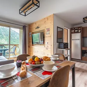 Joli T2, Centre, Parking Prive, Wifi, Local A , Isola 2000 France