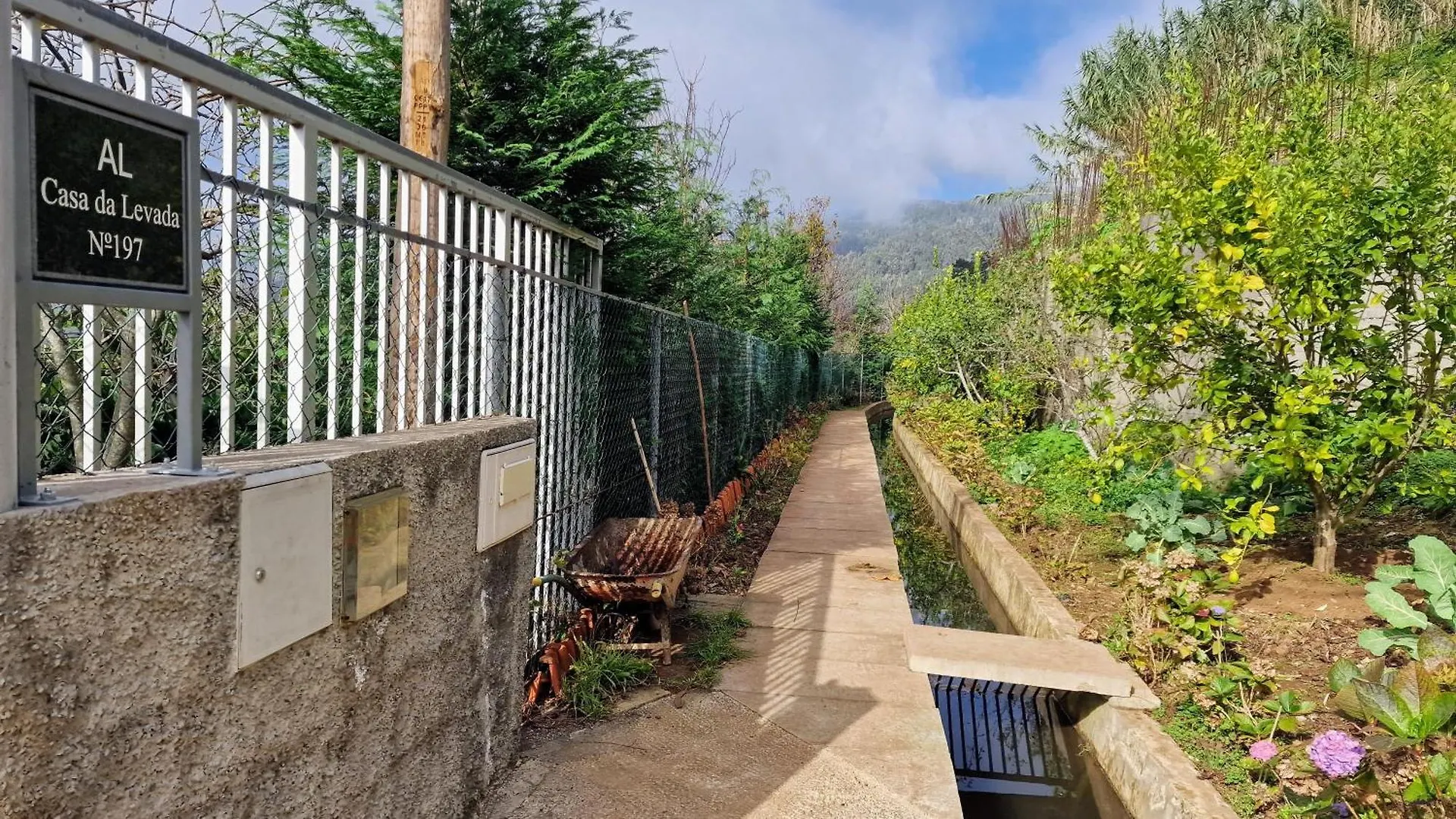 Villa Casa Da Levada Do Arco à Arco da Calheta  Hébergement de vacances Arco da Calheta (Madeira)
